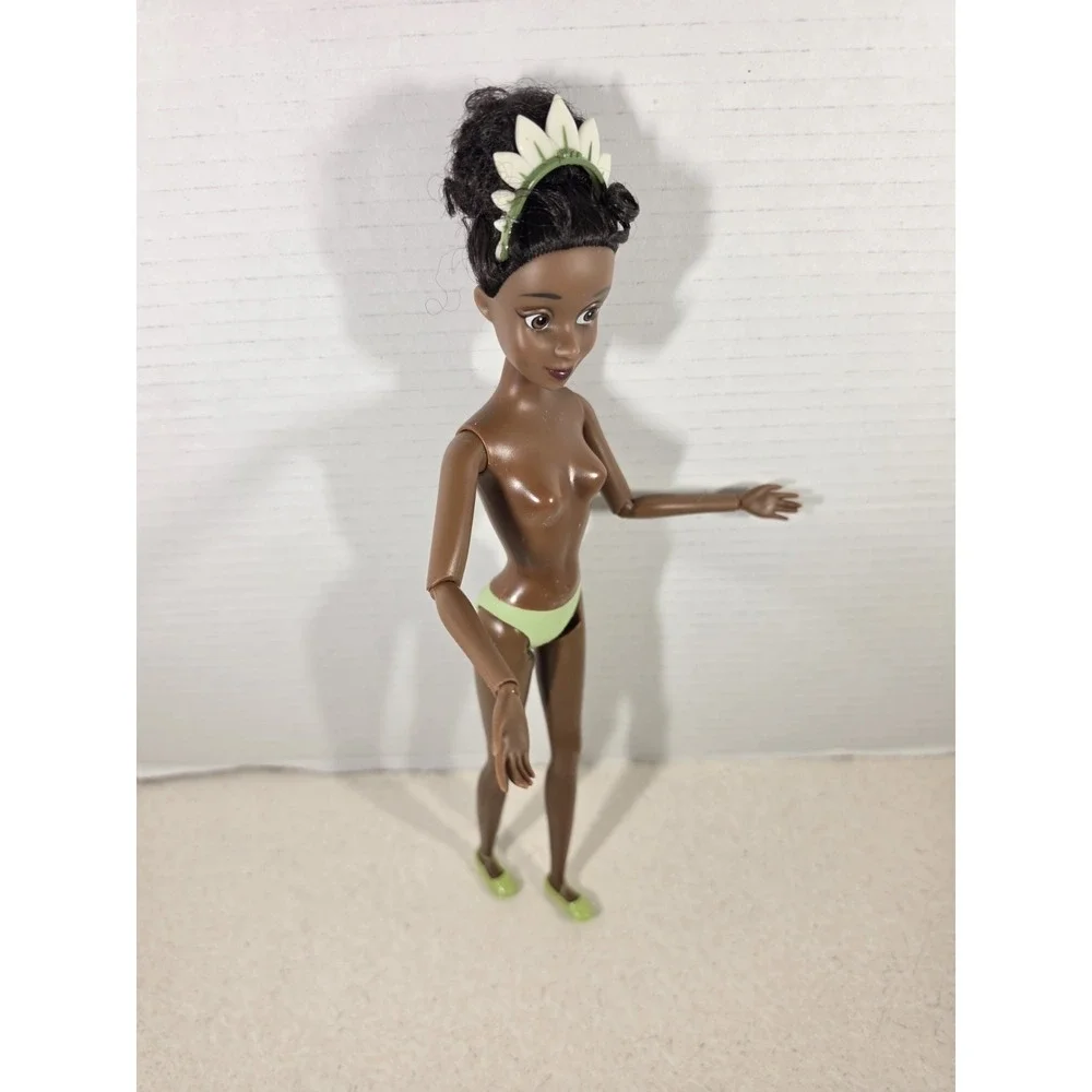 Disney Store Princess Tiana 12
